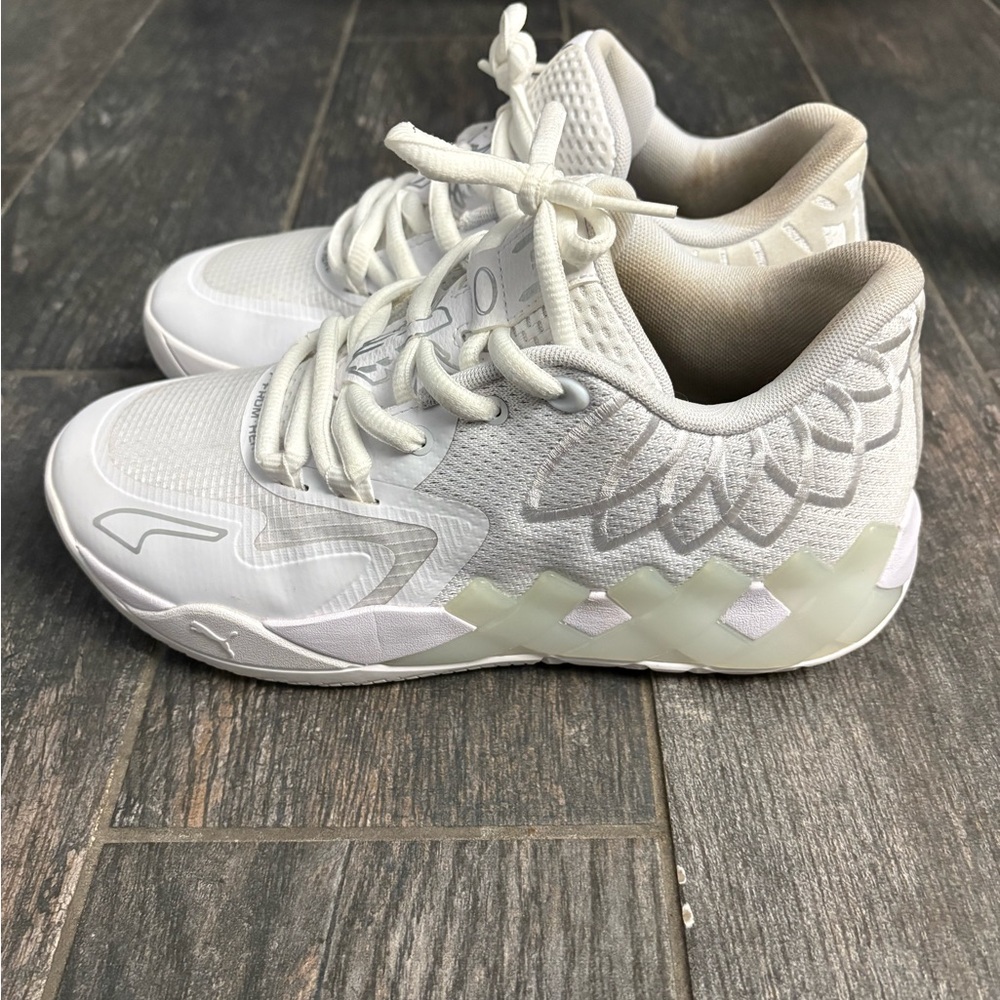 Puma LaMelo Ball MB.01 triple white size 7Y/8.5W